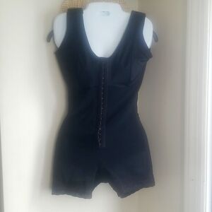 NWOT SHAPEWEAR MID THIGH BODY SUIT